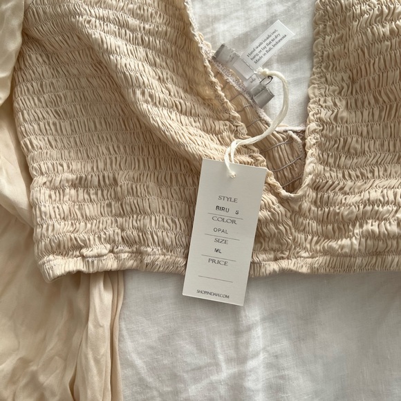 Indah Cream Set - Picture 6 of 8